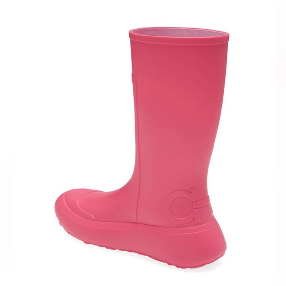 Gancini Raised-logo Rain Boots In Hot Pink - Picture 3 of 7